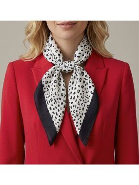 ⭐Elegant Bandana Square Scarf Silky Satin Soft White Black leopard Animal Print
